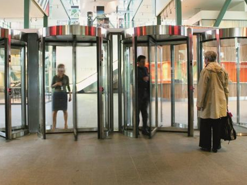 Flap Barrier Mall